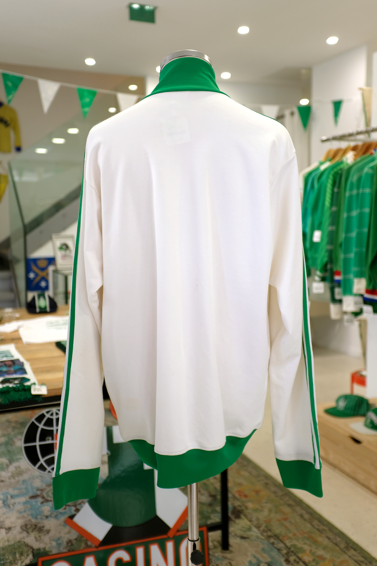 veste asse adidas rétro 2009