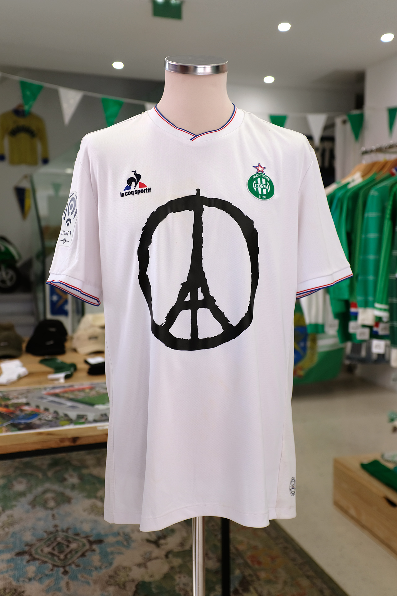maillot ASSE pray for paris