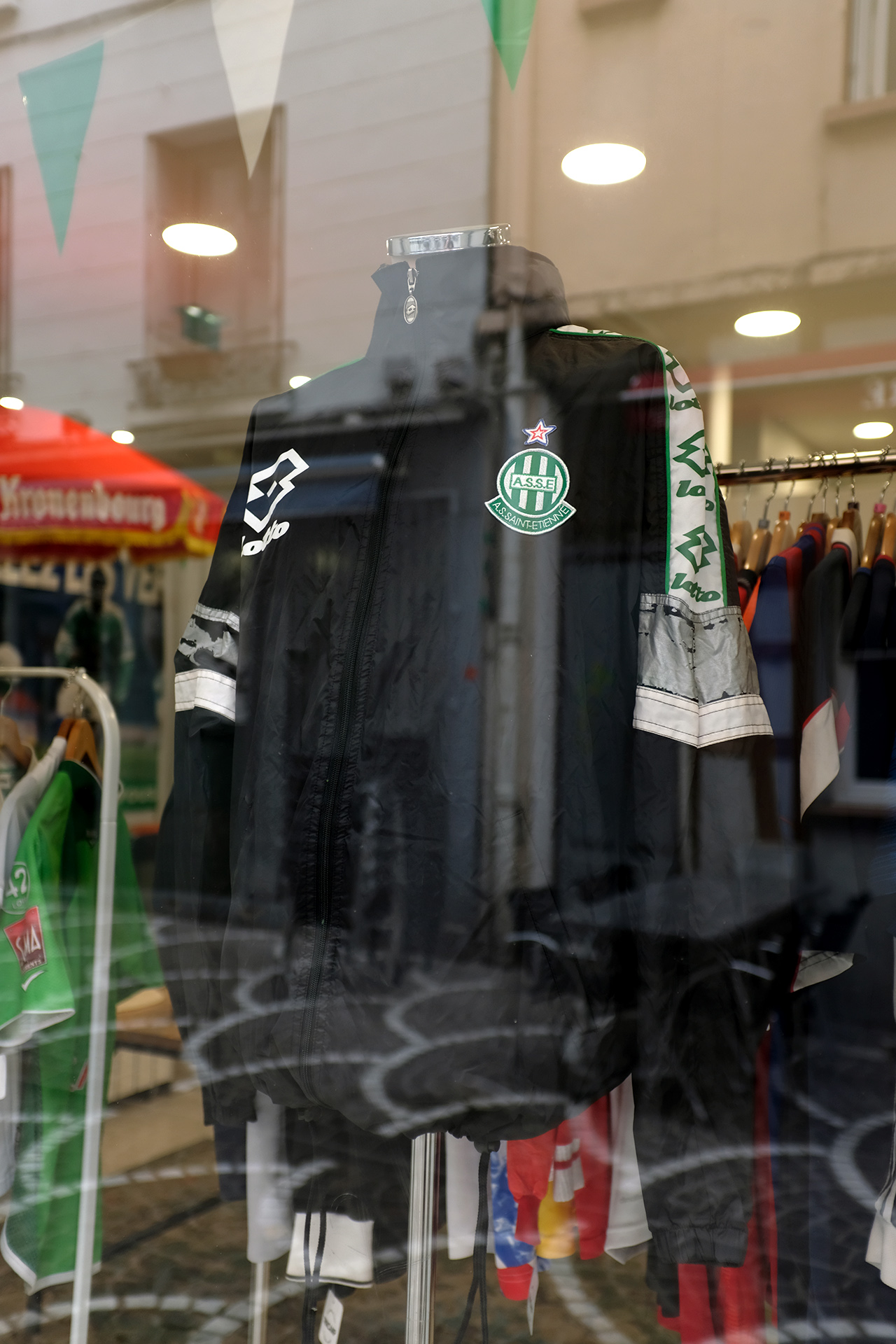 coupe-vent ASSE vintage