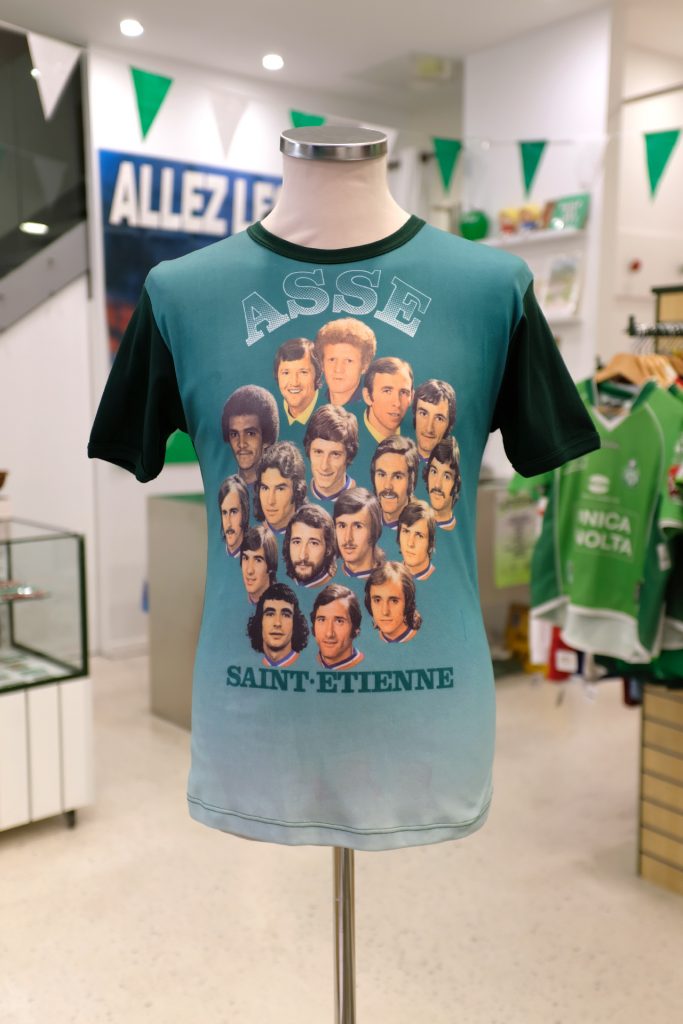 t-shirt asse tête de joueurs 1976