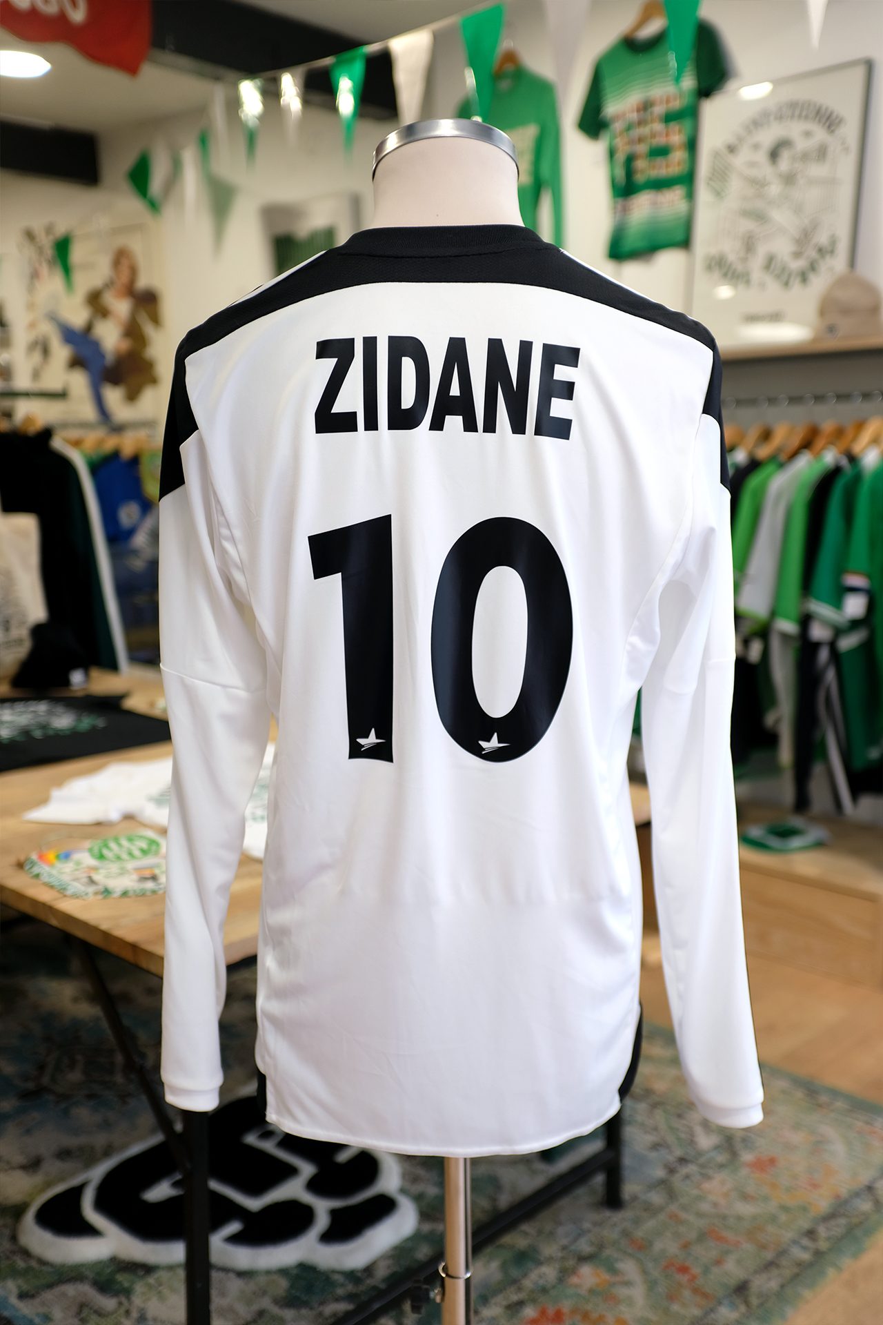 maillot zidane match contre la pauvreté